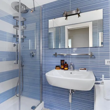 - Tramontano Apartman Sorrento