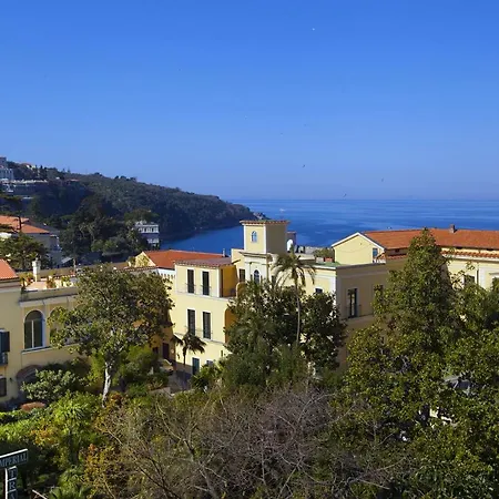 - Tramontano Apartman Sorrento